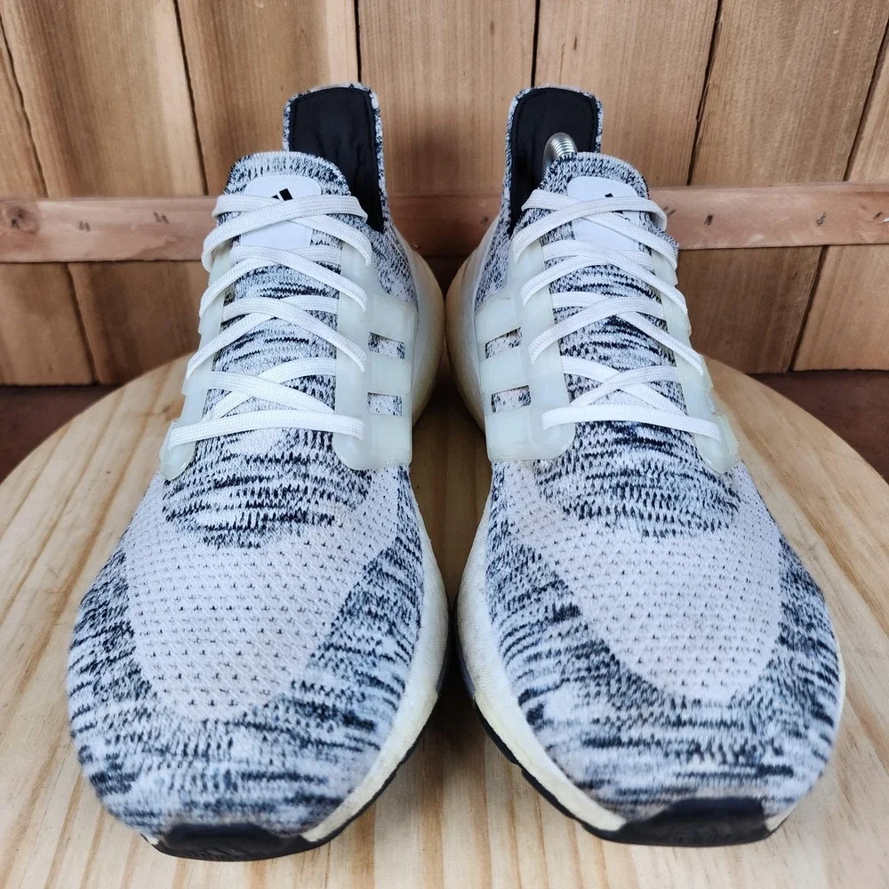 Adidas Ultraboost 21‎ Shoes Womens 11 White Black Running Sneakers GV7712